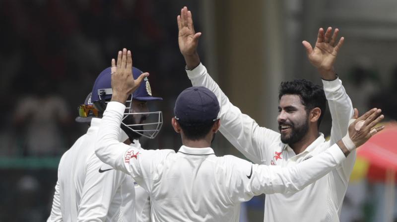 australiamade109forthreeatlunchondayoneagainstindia